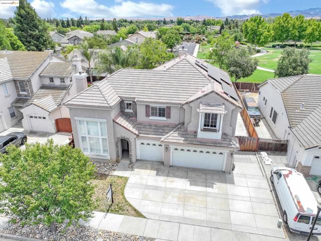 1212 landover, Brentwood CA: https://media.crmls.org/mediaz/c73d4701-1668-4109-ab0d-772567341882.jpg