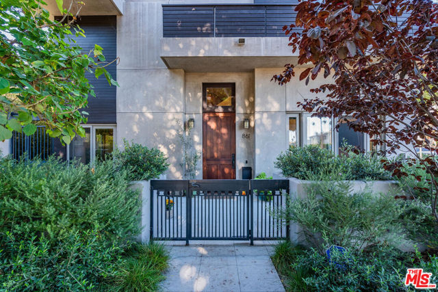 861 20th Street, 1 photo 2