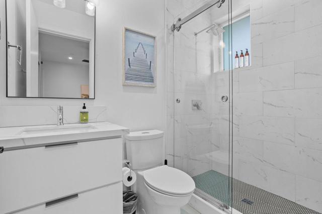 508 N Tremont Street, Oceanside CA: https://media.crmls.org/mediaz/c73dbd24-463b-4eb3-870f-e7467fef00d6.jpg