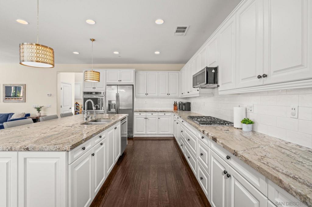 MLS #250042618SD image #5