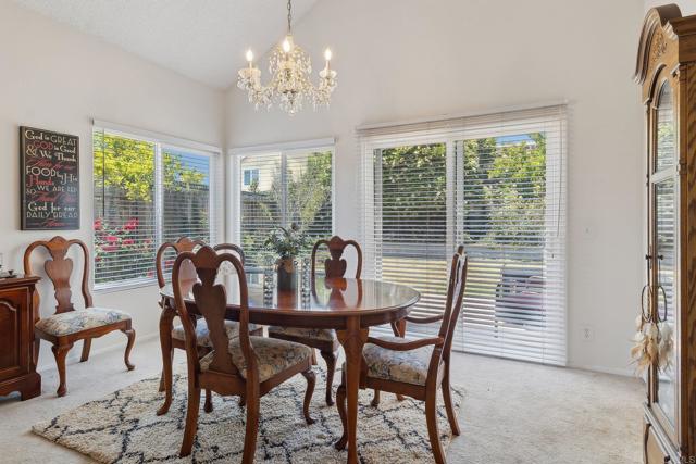 946 Carriage Drive, San Marcos CA: https://media.crmls.org/mediaz/c73fbbbe-0b52-4d71-886a-b6bb4dc2717f.jpg