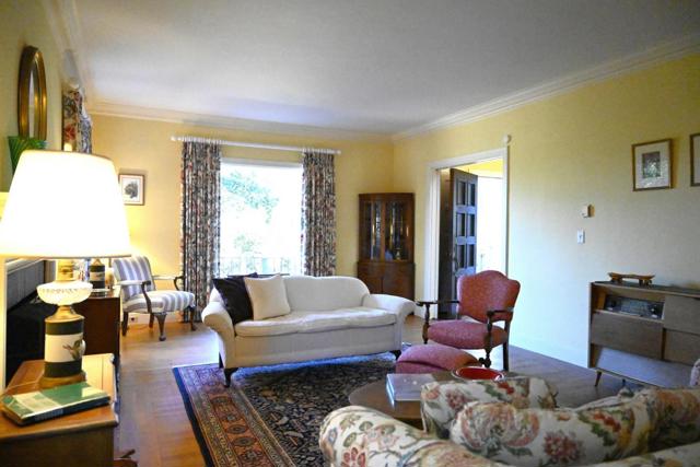 1920 Oak Knoll Drive, Belmont CA: https://media.crmls.org/mediaz/c74032ed-ce2b-4eeb-8d96-feeb53616e00.jpg