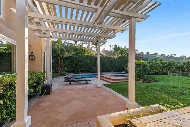 4716 Thurston Place, San Diego CA: https://media.crmls.org/mediaz/c7409511-e450-4cb9-86ce-caa02e9a2d88.jpg