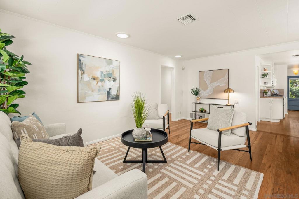 4740 Altadena - photo 8