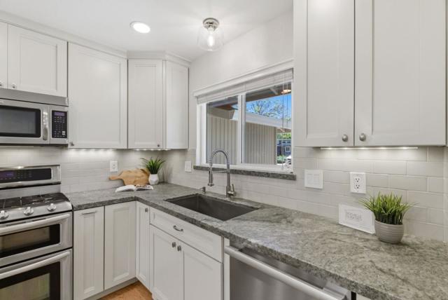 Image 7 of 55 For 6209 Hopi Court