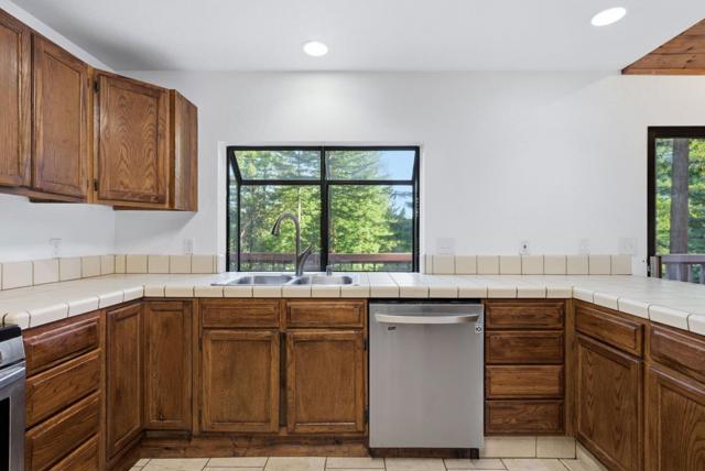 675 Western Avenue, Brookdale CA: https://media.crmls.org/mediaz/c74167f9-3389-442b-ba97-7ba1efb87e94.jpg