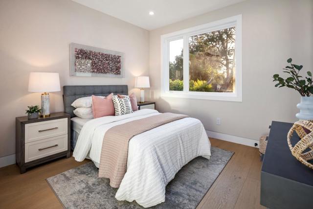 1080 Creek Drive, Menlo Park CA: https://media.crmls.org/mediaz/c7427759-9719-482f-b08e-ae1f498ce82e.jpg