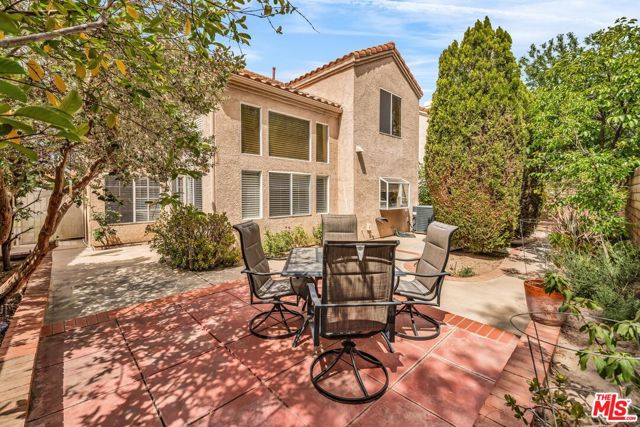 23234 Valerio Street, West Hills CA: https://media.crmls.org/mediaz/c7429cc3-6758-4834-96b9-35bbe7d44f7e.jpg
