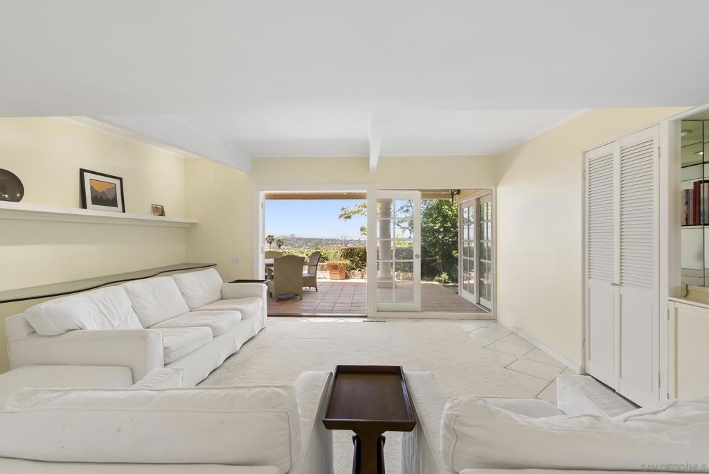 2326 Rue Adriane - photo 17