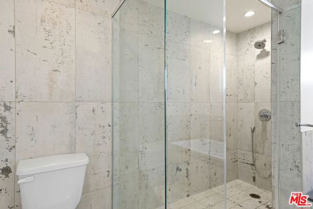 11818 Dorothy Street, Los Angeles CA: https://media.crmls.org/mediaz/c7433c45-e981-46a4-abbf-99d44b5e9a40.jpg