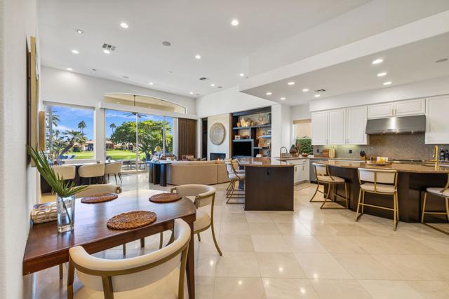 49606 Montana Way, La Quinta CA: https://media.crmls.org/mediaz/c743de6a-69ae-407f-b4fd-21aa2a00e6e0.jpg