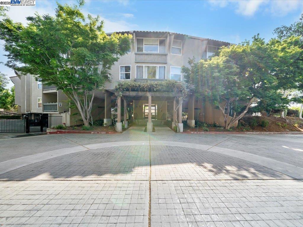 1085 Murrieta Blvd #318