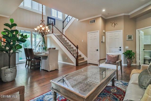 Detail Gallery Image 7 of 27 For 963 Corte Augusta, Camarillo,  CA 93010 - 4 Beds | 2/1 Baths