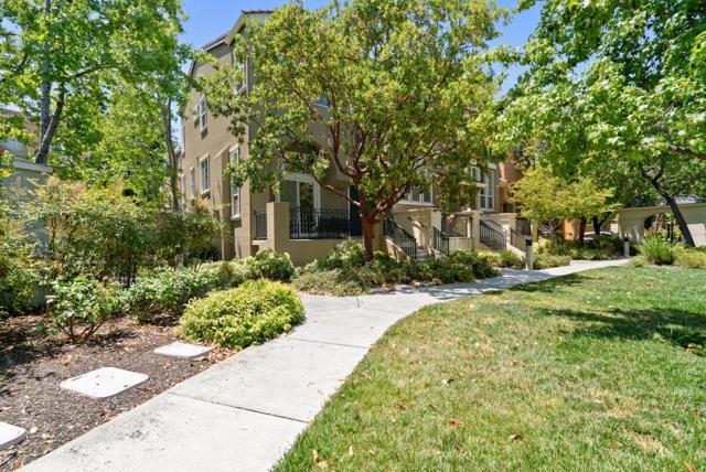 4048 Fitzpatrick Way, Santa Clara CA: https://media.crmls.org/mediaz/c74633b7-5e0f-4de4-add6-6512e0fc9c38.jpg