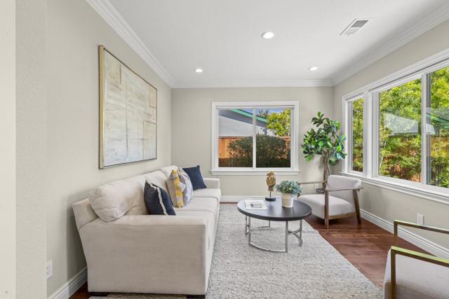3887 Acapulco Drive, Campbell CA: https://media.crmls.org/mediaz/c7465baf-1085-44fc-a6e5-05bf9381592d.jpg