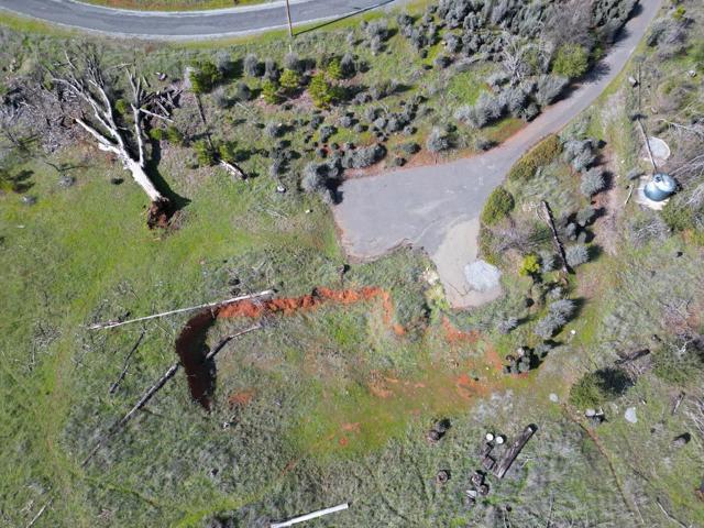 Image 4 of 24 For 5135 Old Emigrant Trail West