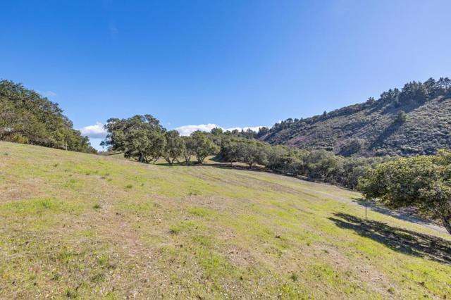 8425 Alta Tierra (Lot 66), Carmel CA: https://media.crmls.org/mediaz/c7485223-ed54-46d3-af3b-c905ccd831dd.jpg