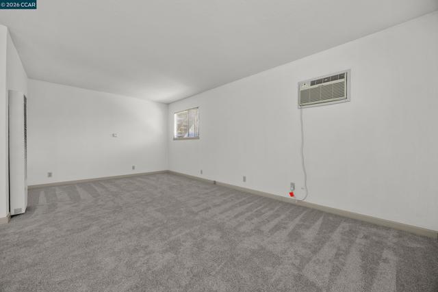 940 East St, Lafayette CA: https://media.crmls.org/mediaz/c7489c0e-ac7a-45bc-9780-2362abea2b8a.jpg