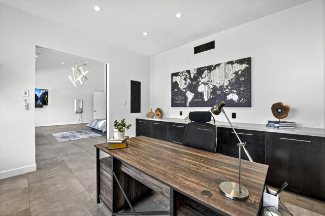 49120 Sunrose Lane, Palm Desert CA: https://media.crmls.org/mediaz/c74901d9-822c-4ca6-a203-6f1341b813e9.jpg