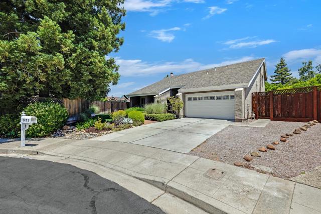 331 Idyllwild Court, Redwood City CA: https://media.crmls.org/mediaz/c7490d5e-0d94-4a89-bebd-df554af2e542.jpg