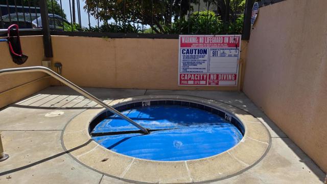 1 Laurel Street, San Carlos CA: https://media.crmls.org/mediaz/c74a08b0-a1e7-4977-8761-c984edde682b.jpg