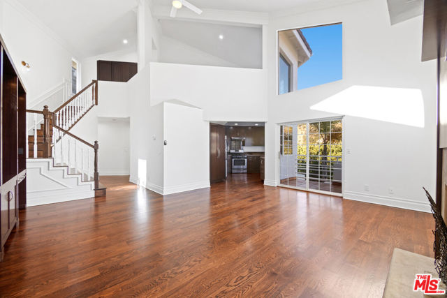 2461 Jupiter Drive, Los Angeles CA: https://media.crmls.org/mediaz/c74a20eb-b252-4f40-8cc5-085bf292aa72.jpg