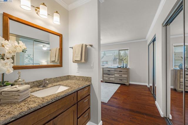5487 Treeflower Dr, Livermore CA: https://media.crmls.org/mediaz/c74a9c8e-ef2f-4643-a436-6770bfb5083d.jpg