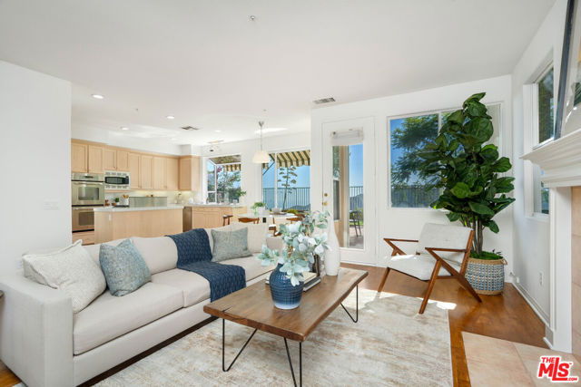 16632 Calle Jermaine photo 11