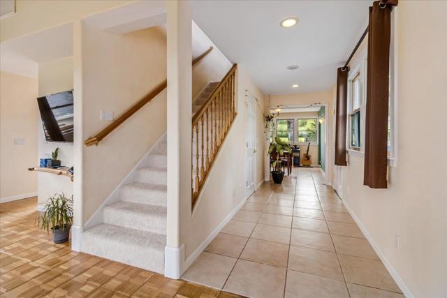 71 Spring Road, Royal Oaks CA: https://media.crmls.org/mediaz/c74cee48-9600-45d4-a272-2e7e30aec33a.jpg