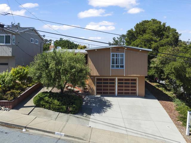 2440 Rosewood Drive, San Bruno CA: https://media.crmls.org/mediaz/c74d0c35-d8ef-4807-b8f6-98415b9ebbc4.jpg