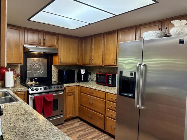 5301 E Waverly Dr., Palm Springs CA: https://media.crmls.org/mediaz/c74e7a00-9382-4ed1-9496-806f47ffc01a.jpg