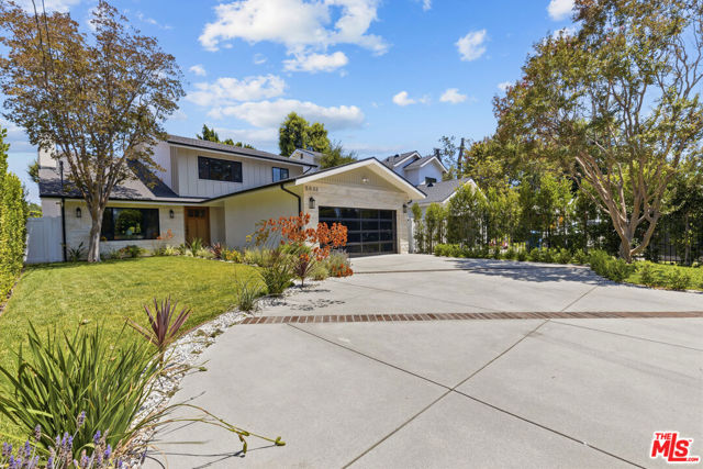 5032 Bluebell Avenue photo 1