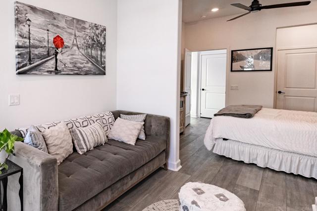 Detail Gallery Image 9 of 51 For 10405 Galen Way, San Diego,  CA 92126 - 3 Beds | 3 Baths