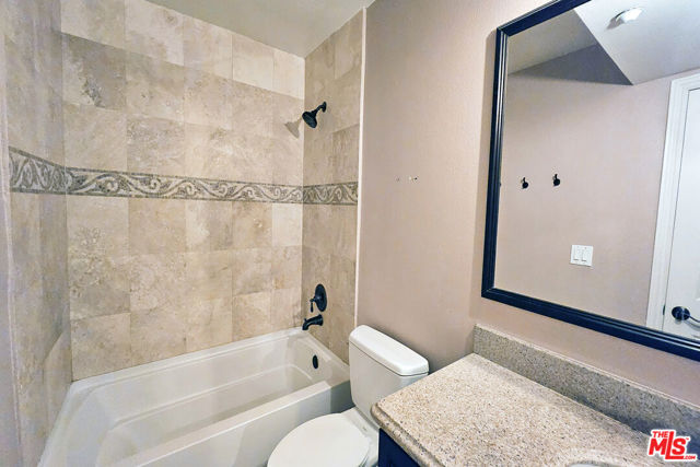 4220 Fair Avenue, North Hollywood CA: https://media.crmls.org/mediaz/c750dfb1-d859-4a0c-aaa4-d47592e1a733.jpg