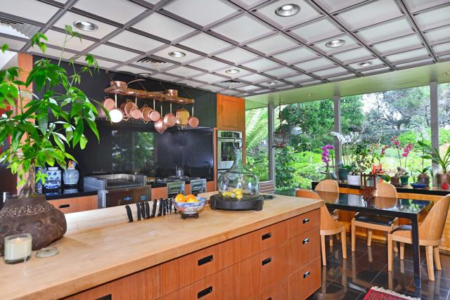 567 GAGE LANE, San Diego CA: https://media.crmls.org/mediaz/c750fac8-b71b-4e7a-bb35-f856603c329e.jpg