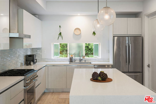 1752 Stoner Avenue, Los Angeles CA: https://media.crmls.org/mediaz/c7518d60-9cb2-419a-a3df-59a3a583b417.jpg
