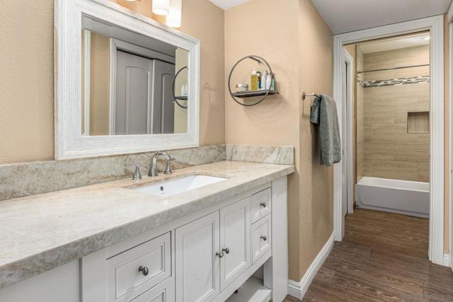 867 Ginger Avenue, Carlsbad CA: https://media.crmls.org/mediaz/c751e582-e465-4e46-b03e-66b1464d80ef.jpg