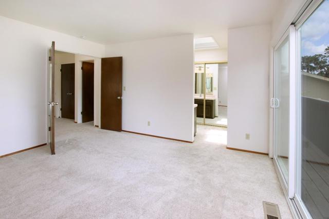 1079 Sumner Avenue, Aptos CA: https://media.crmls.org/mediaz/c7522d91-16ef-4950-979f-13e00c0812d8.jpg