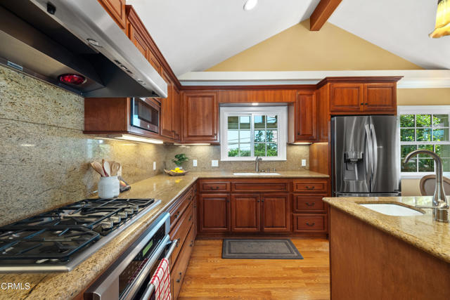 Detail Gallery Image 15 of 46 For 1421 Oneonta Knoll, South Pasadena,  CA 91030 - 5 Beds | 3 Baths