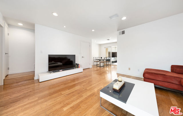 1239 9th Street, 2 photo 5