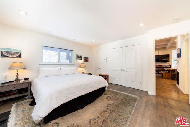 8328 Kirkwood Drive, Los Angeles CA: https://media.crmls.org/mediaz/c752bfc1-5ce3-47ab-b292-9ebaecbe2863.jpg