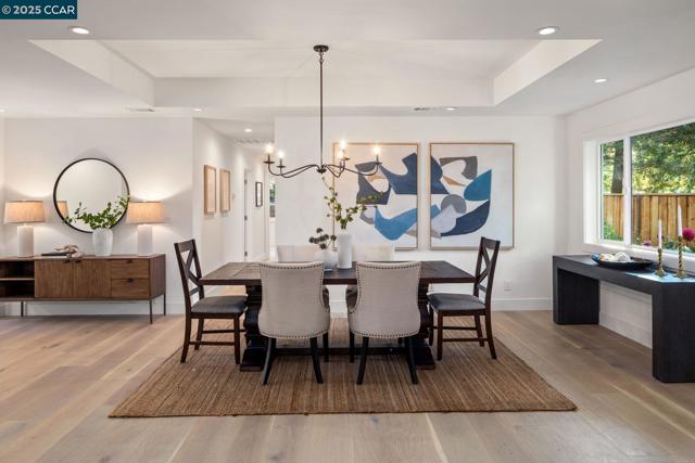 706 St Marys Road, Lafayette CA: https://media.crmls.org/mediaz/c75366a6-3f2a-4b3d-9f44-dc11ad8a4f69.jpg
