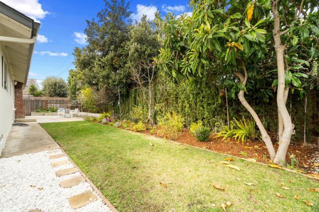 1002 Oaktree Drive, San Jose CA: https://media.crmls.org/mediaz/c7538536-706e-4896-a45d-8b7370e9c212.jpg