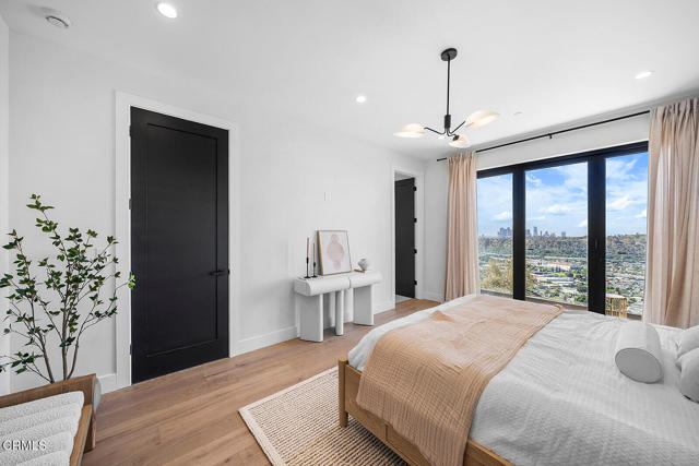 Detail Gallery Image 13 of 34 For 812 W Avenue 37, Los Angeles,  CA 90065 - 3 Beds | 2/1 Baths