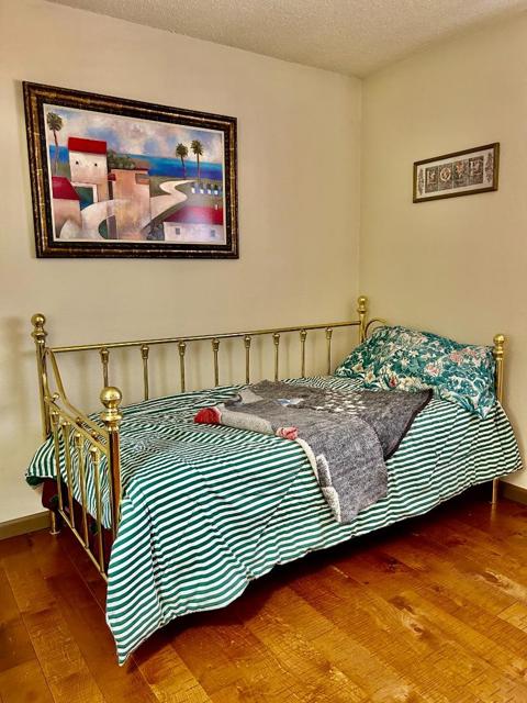 2071 Sunset View Place, San Jose CA: https://media.crmls.org/mediaz/c753a72b-a55b-4f73-8b5f-e13a29ae1284.jpg