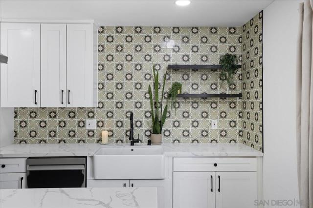 1796 Lindsley Park Drive, San Marcos CA: https://media.crmls.org/mediaz/c754e952-f19d-43bd-9a12-89f718443299.jpg