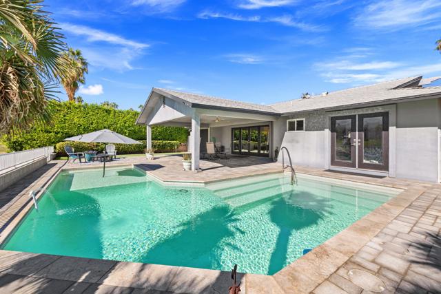 77245 Indiana Avenue, Palm Desert CA: https://media.crmls.org/mediaz/c755e266-8a7d-4016-acb3-73ca83bdded6.jpg