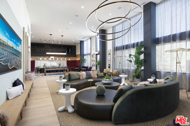 11950 Erwin Street Street, North Hollywood CA: https://media.crmls.org/mediaz/c75654fd-dfc5-4637-a08d-3a2864b007e4.jpg