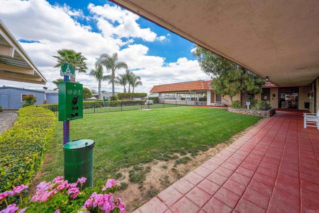 1212 H Street, Ramona CA: https://media.crmls.org/mediaz/c757677e-b4c7-4b19-9ef0-7583a3be0e72.jpg