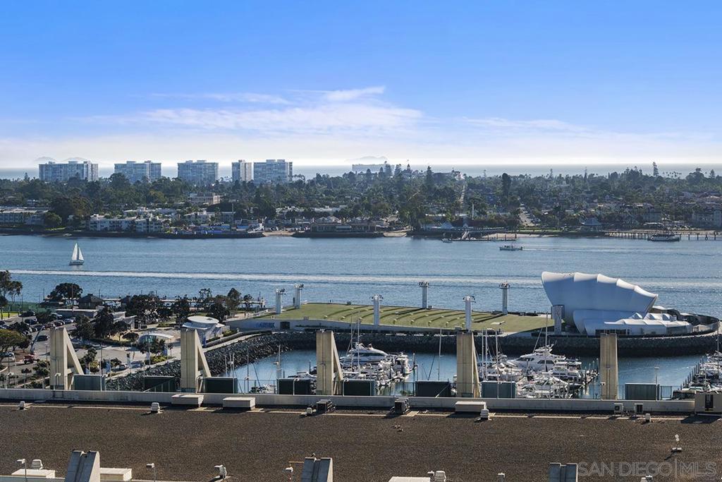 100 Harbor Drive - photo 15